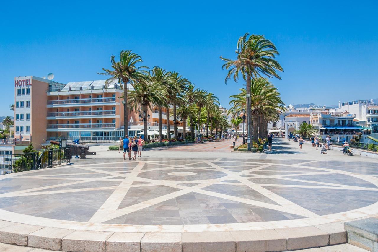 Balcon Europa Nerja Apartment Exterior photo